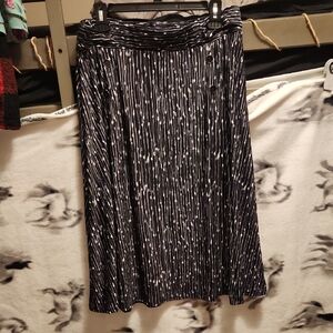 Robert Louis Silver Gray Pleated Midi Skirt Cocktail